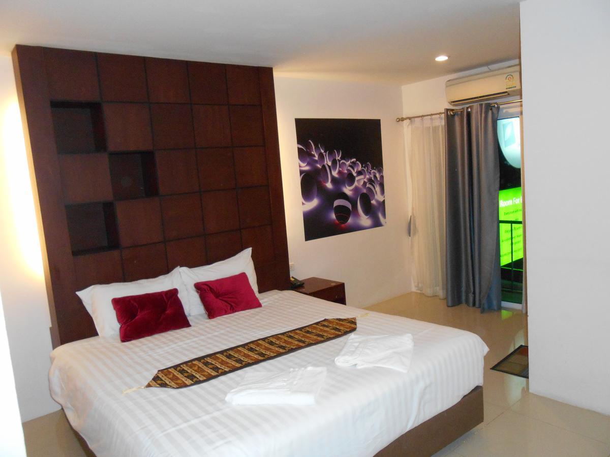 7 Sky Residency Hotel Patong ภายนอก รูปภาพ