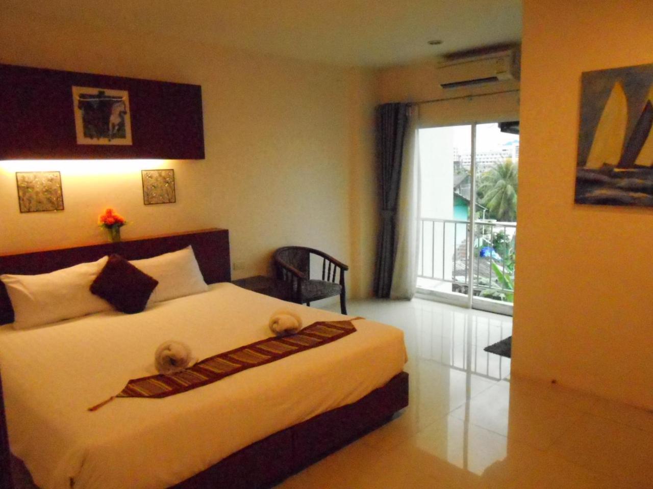 7 Sky Residency Hotel Patong ภายนอก รูปภาพ