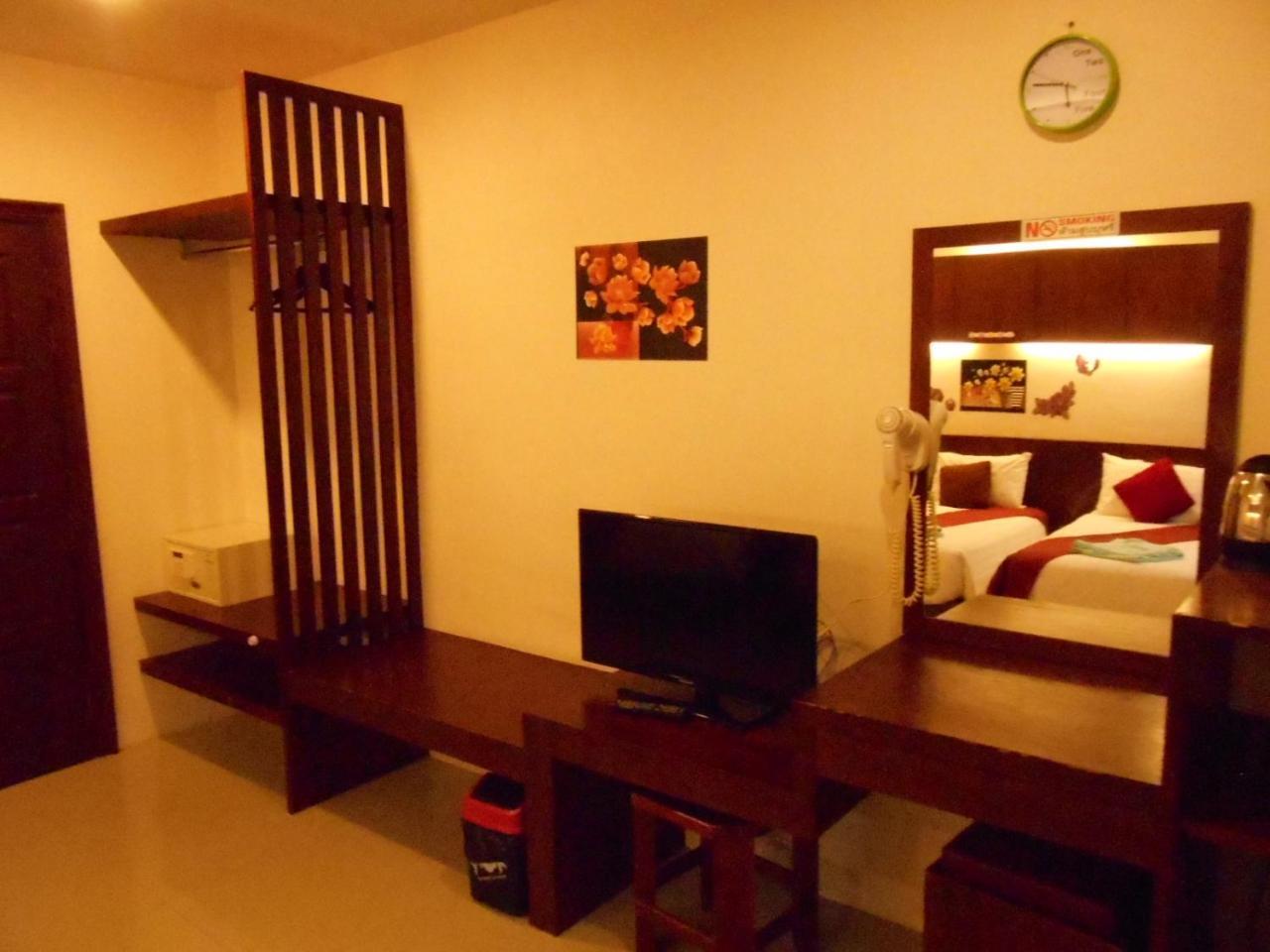7 Sky Residency Hotel Patong ภายนอก รูปภาพ