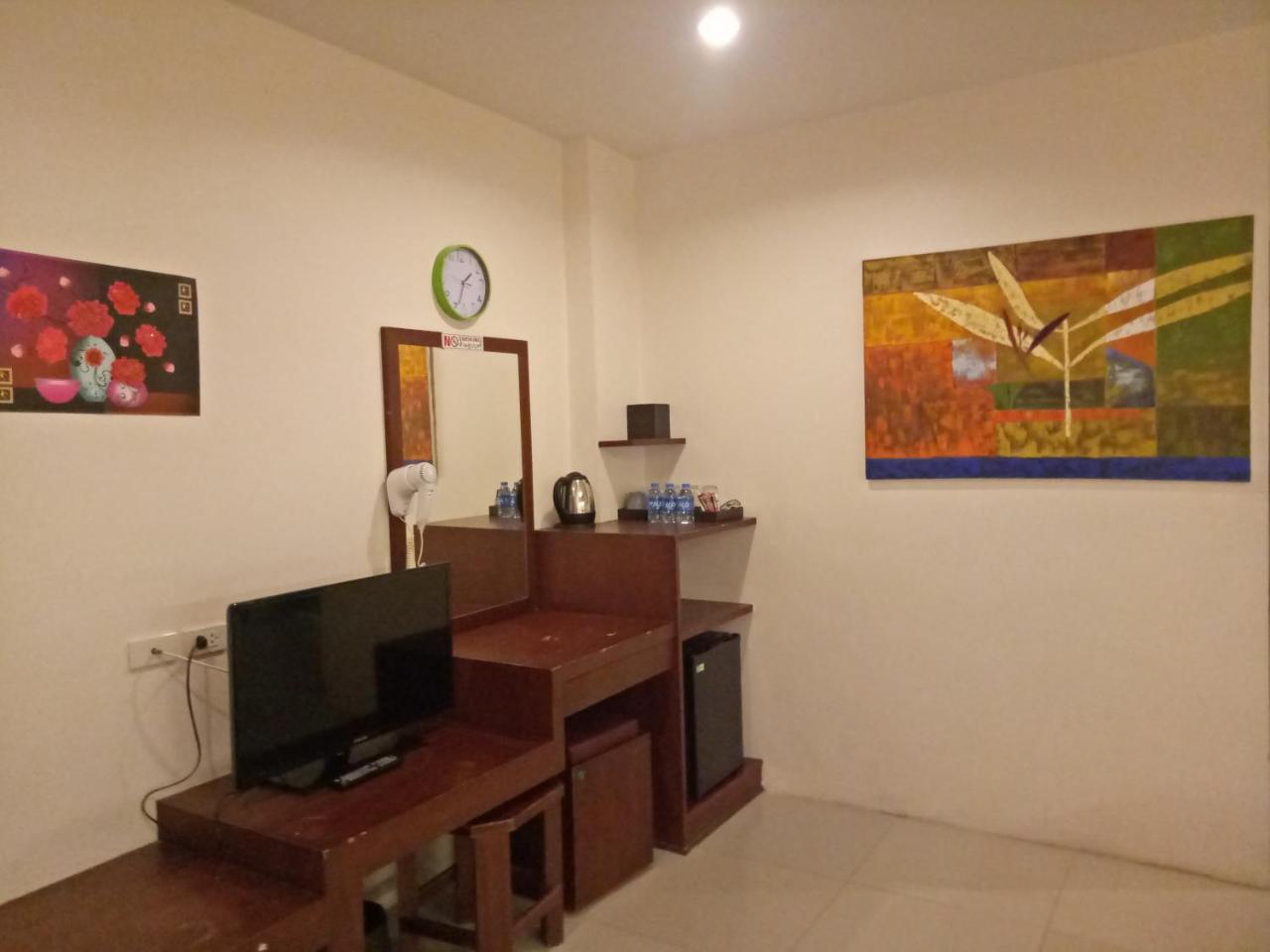 7 Sky Residency Hotel Patong ภายนอก รูปภาพ